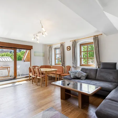 Weiden Apartment *